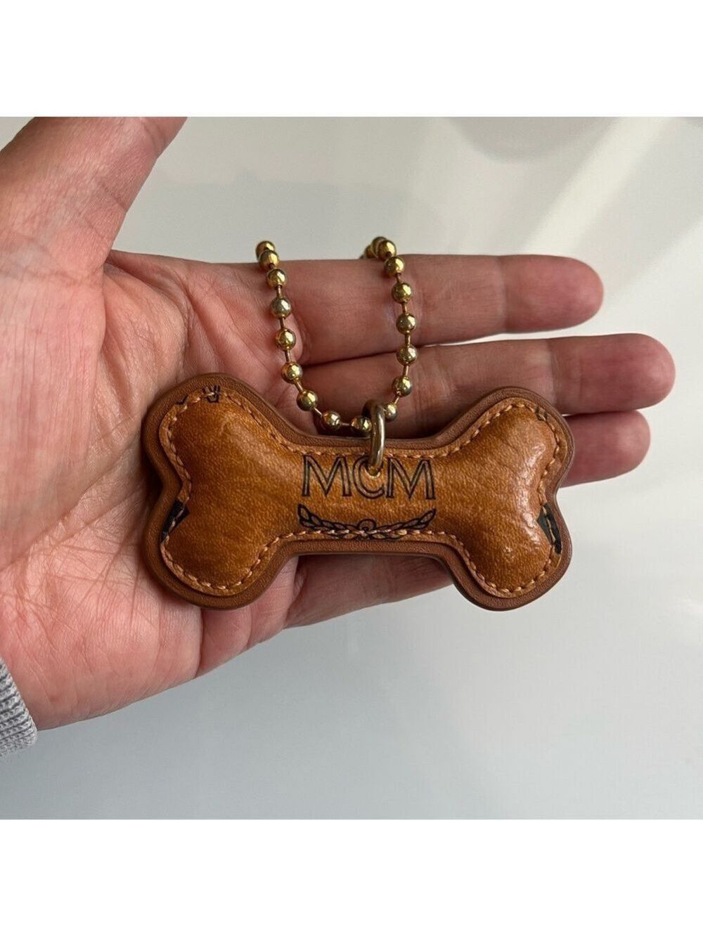 MCM COGNAC DOG BONE BAG CHARM - Picture 4 of 4